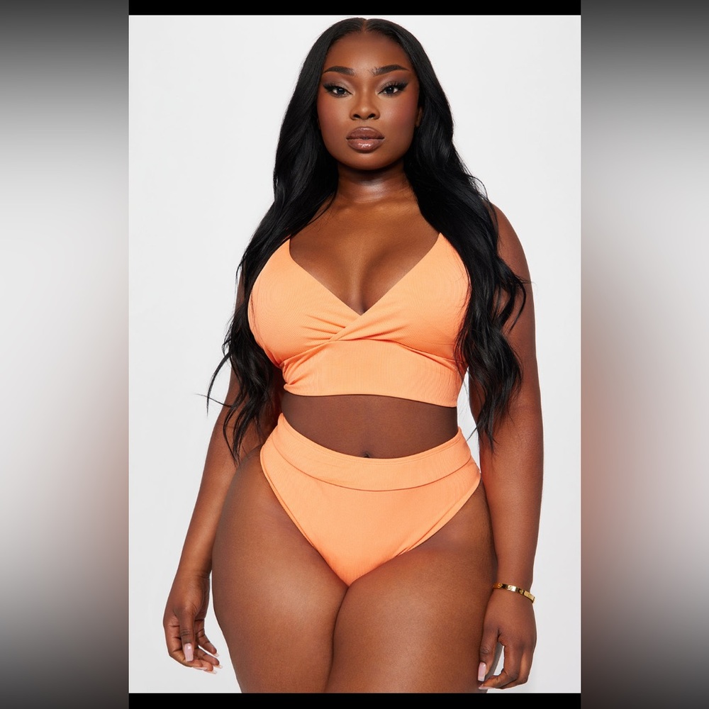 Fashion Nova Joanna 2 piece bikini set size 2X sold out online great coverage